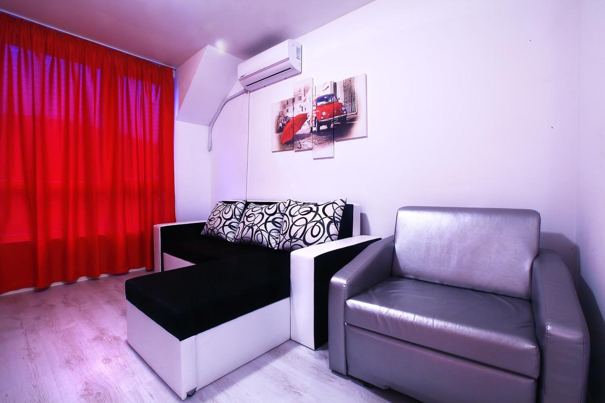 Private Apartment With Parking And Pool Балчик Екстериор снимка