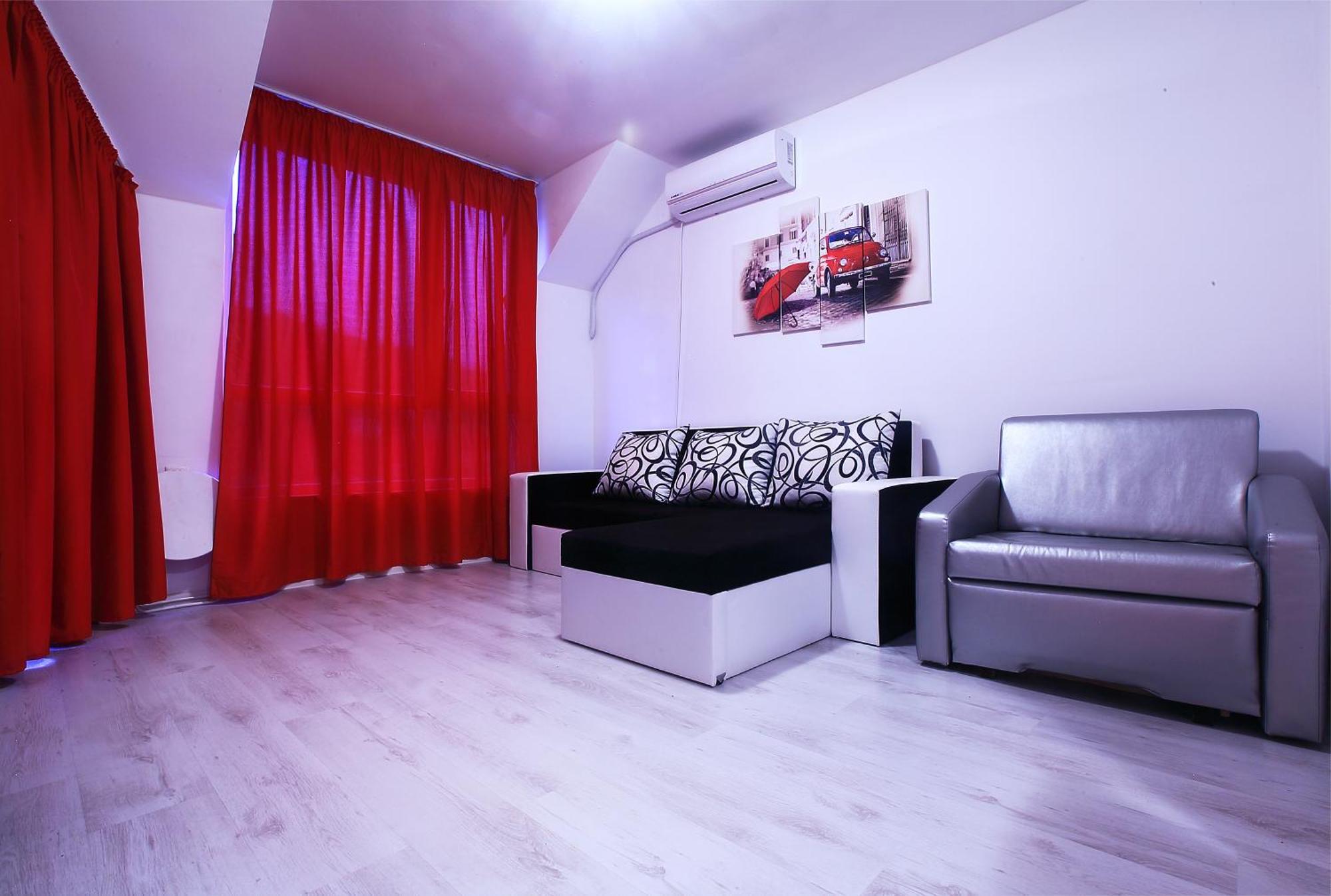 Private Apartment With Parking And Pool Балчик Екстериор снимка