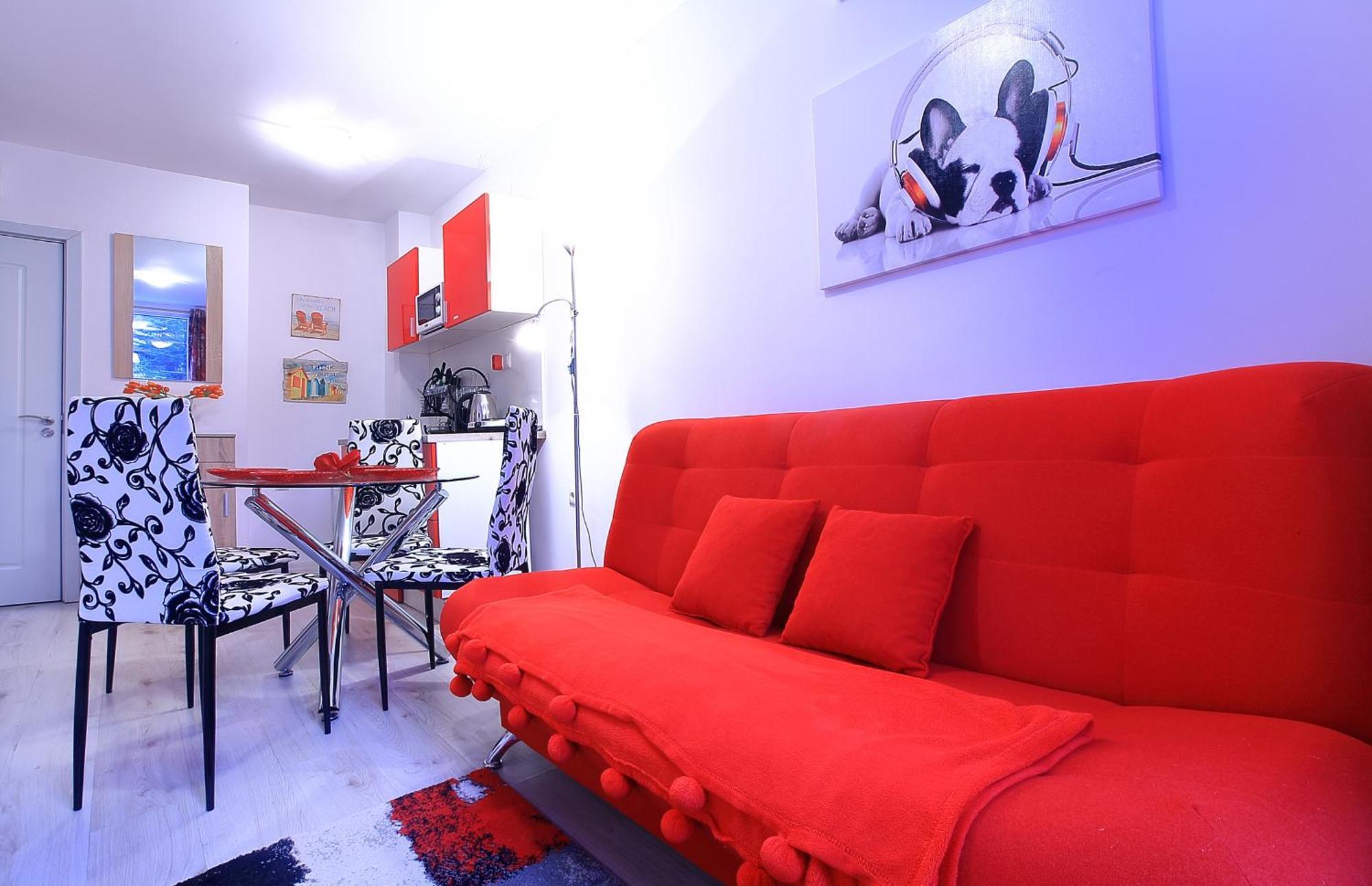 Private Apartment With Parking And Pool Балчик Екстериор снимка