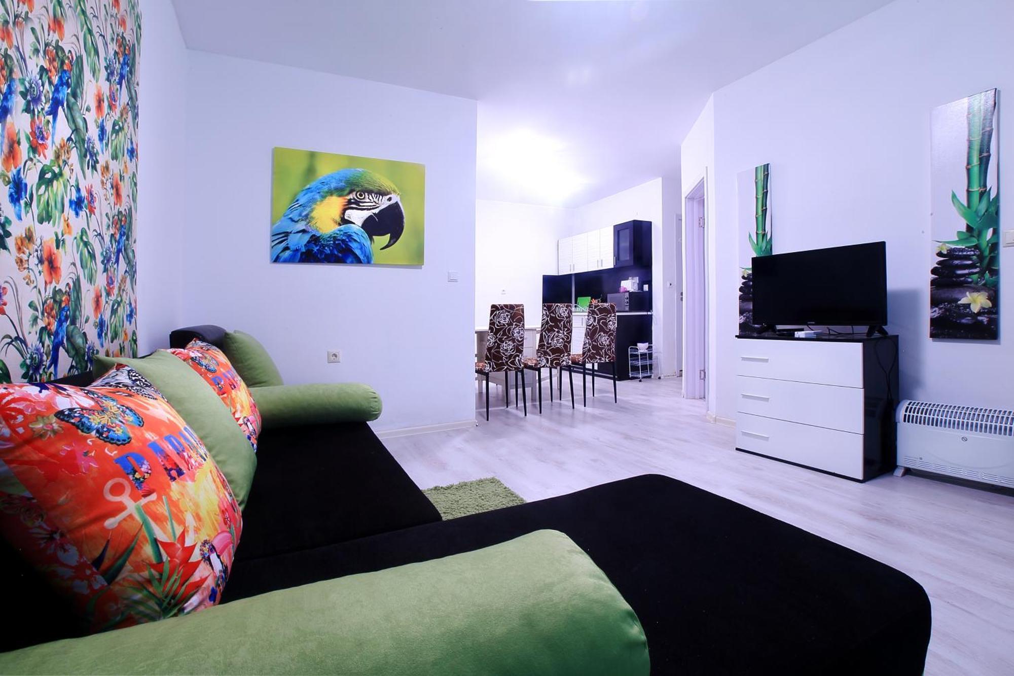Private Apartment With Parking And Pool Балчик Екстериор снимка