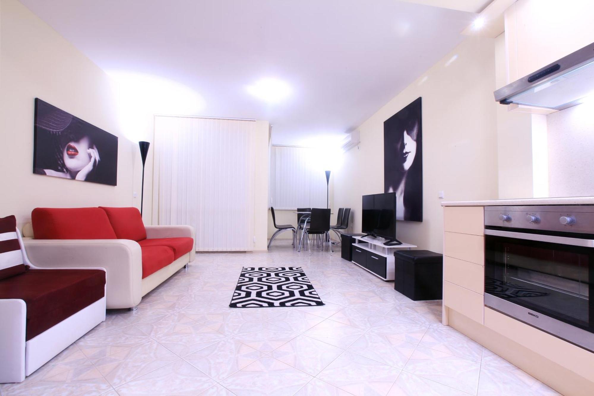 Private Apartment With Parking And Pool Балчик Екстериор снимка
