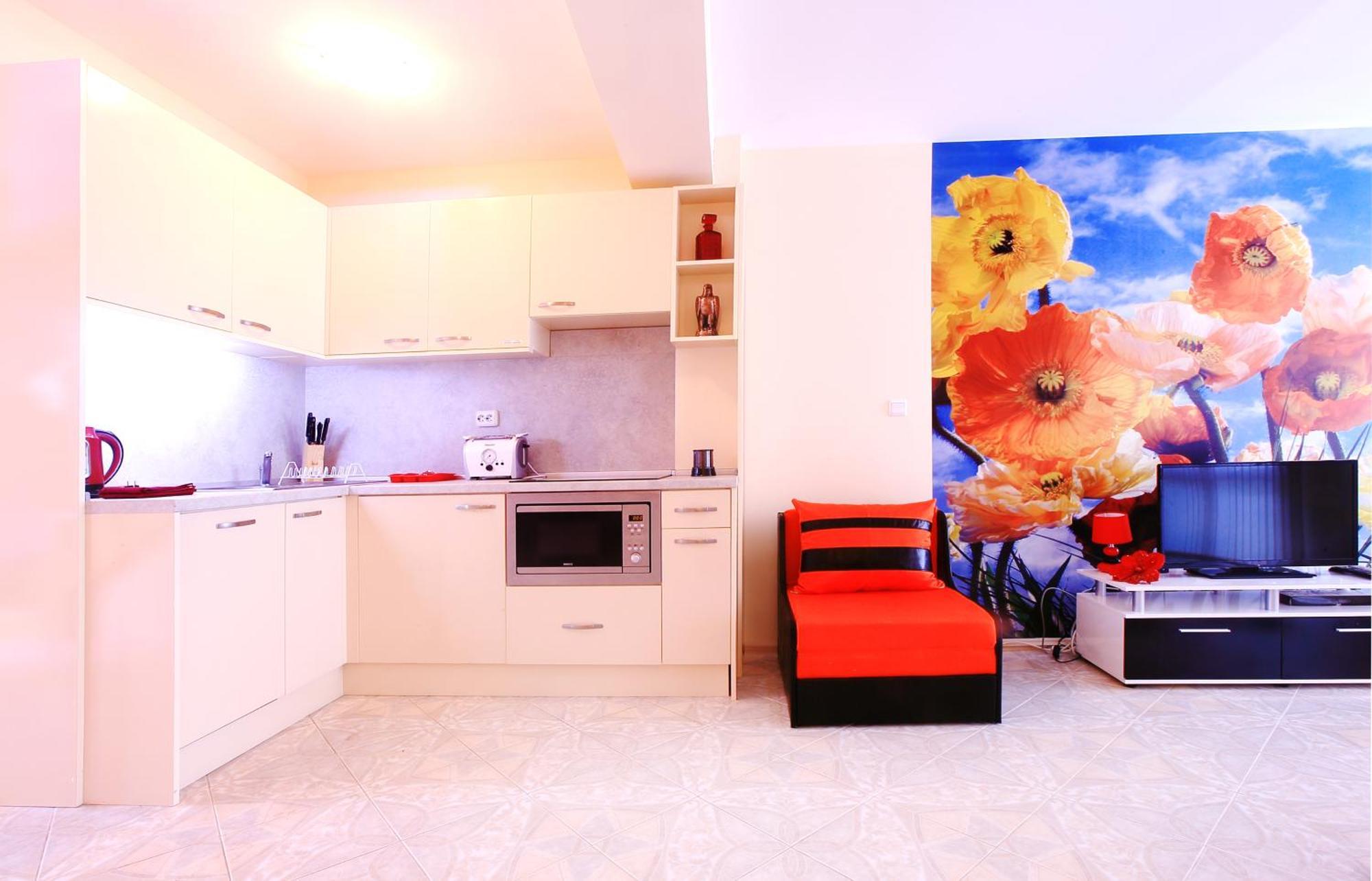 Private Apartment With Parking And Pool Балчик Екстериор снимка