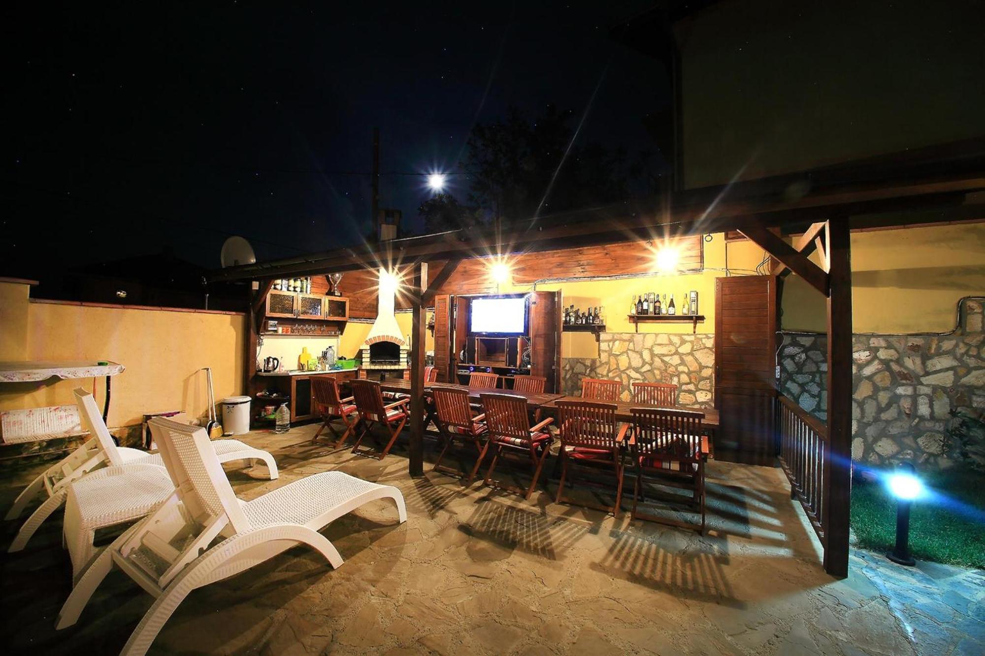 Private Apartment With Parking And Pool Балчик Екстериор снимка