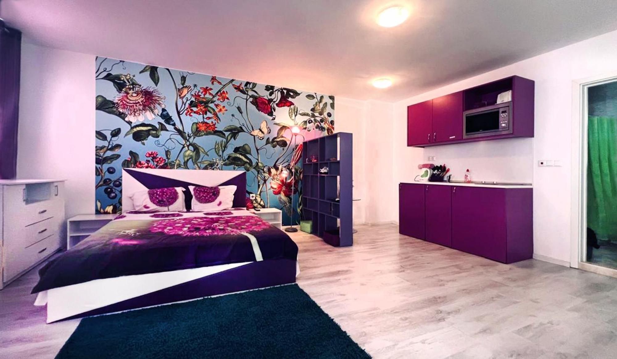 Private Apartment With Parking And Pool Балчик Екстериор снимка